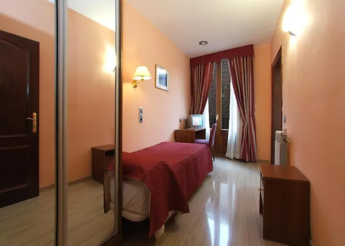 Alba Hotel 3*